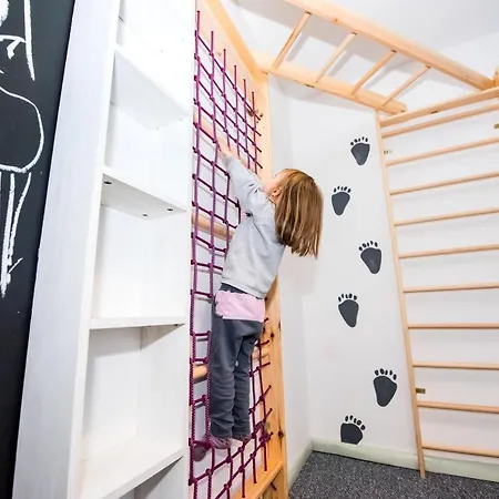 Stara Pravda - Vykrutasy 3* Boekovel