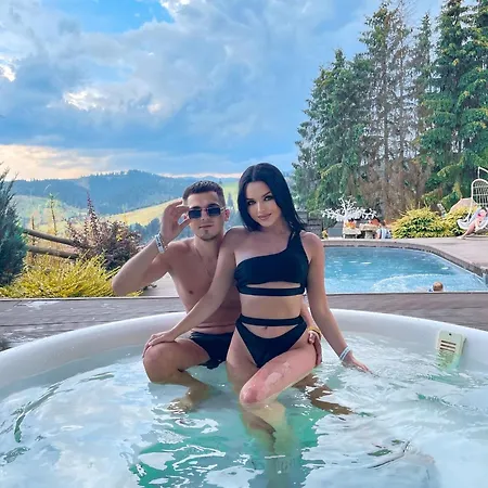 Stara Pravda - Vykrutasy Hotel