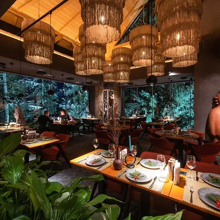 Stara Pravda - Vykrutasy Hotel 3*