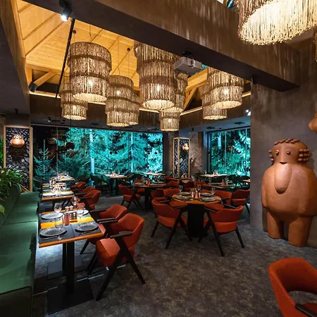 Stara Pravda - Vykrutasy Hotel